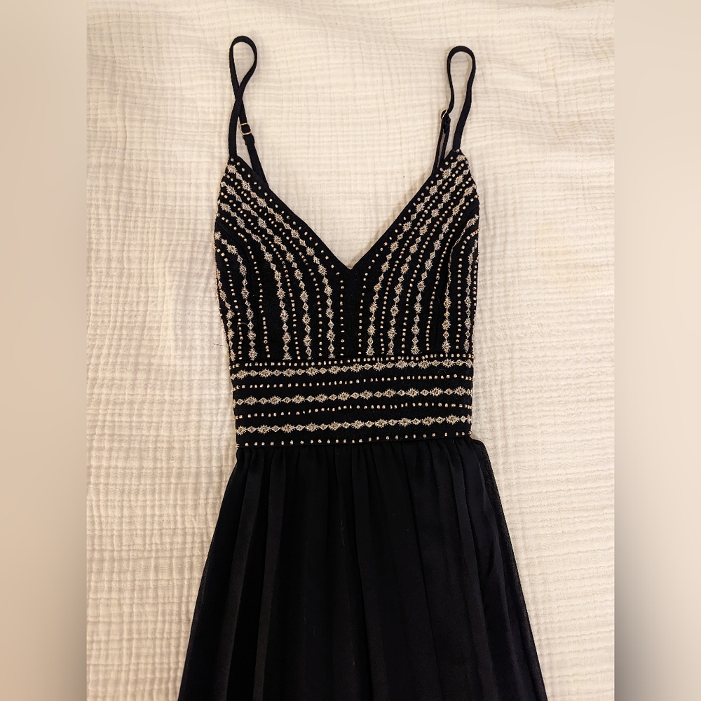 Lulu's Glamorous Gala Black Embroidered Maxi Dress size Small
